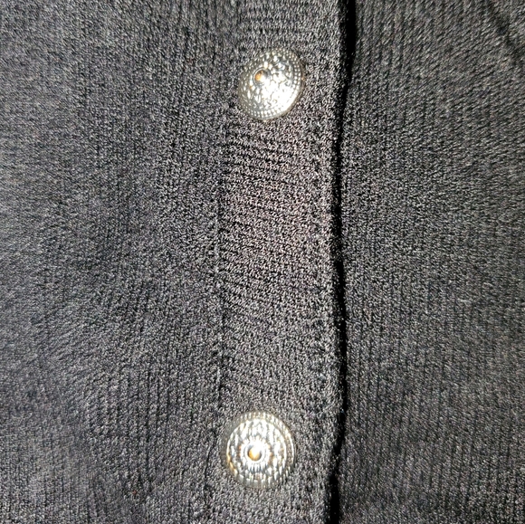 5 for $20 | White House Black Market 3/4 Sleeve Crewneck Snap Button Up Cardigan - Picture 4 of 11